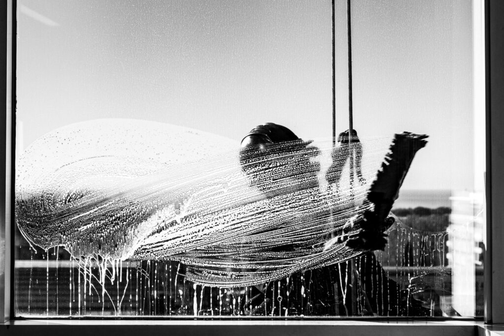 hvad tjener en vinduespudser